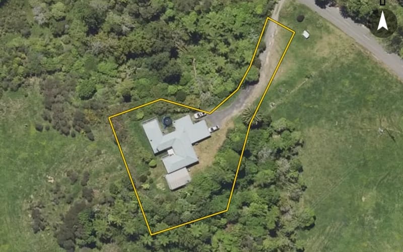 64 Maniatutu Road