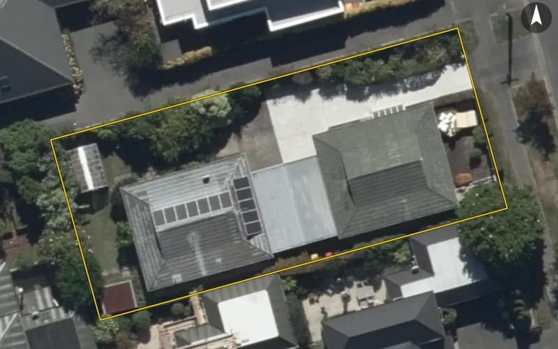 17 Garreg Road