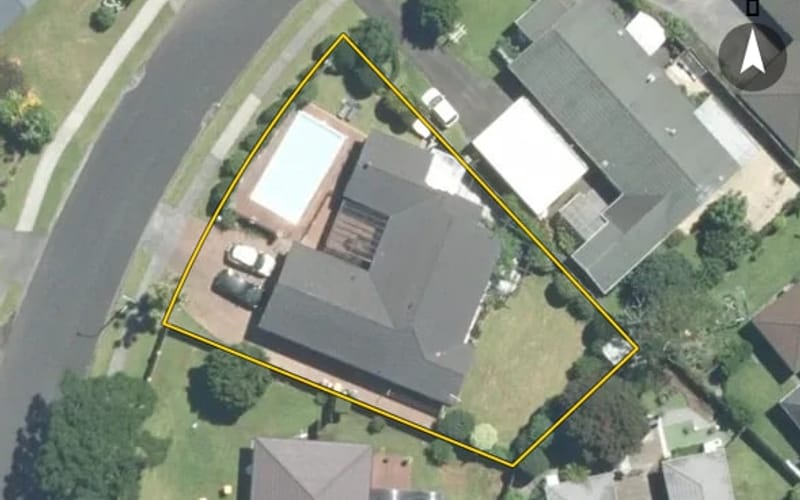 12 Evanda Crescent