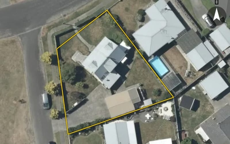 18 Duckworth Crescent