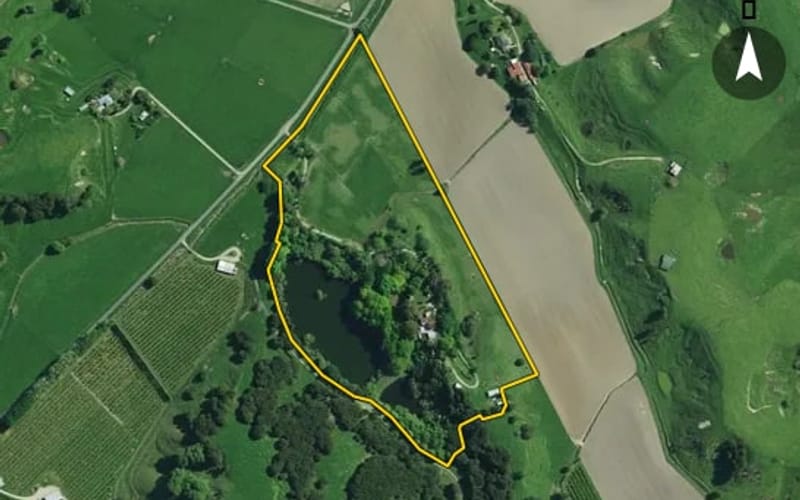 425 Taurau Valley Road