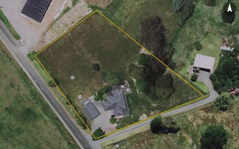 15 Bagust Road