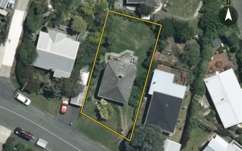 27 Stanley Crescent