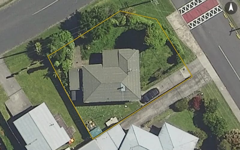 42 Thomas Crescent