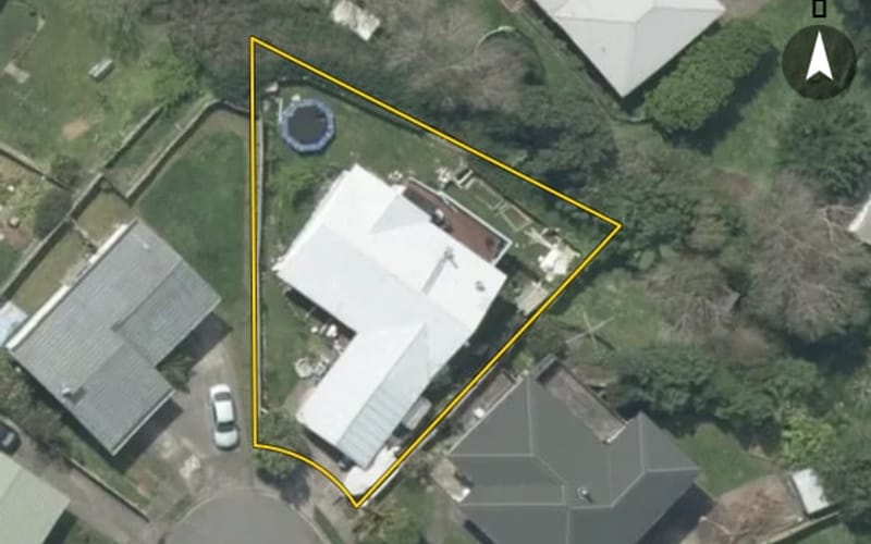 11 Lancewood Grove