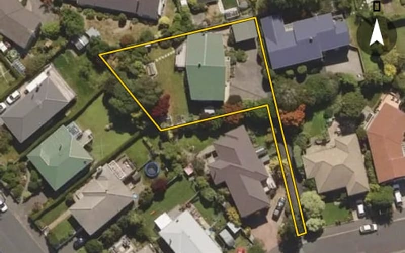 7 Pioneer Crescent