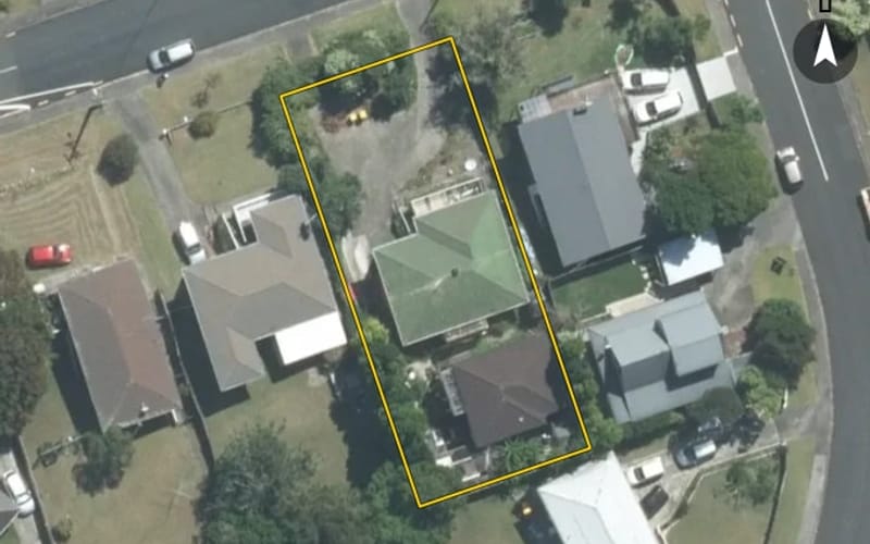 32 Bond Crescent