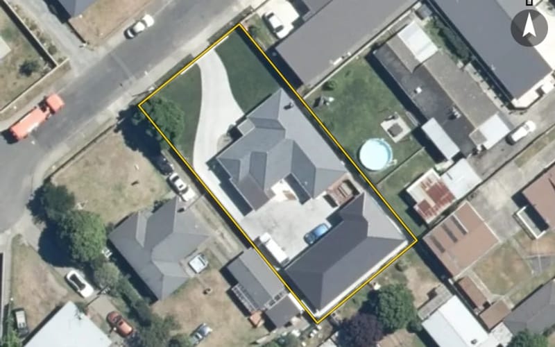2 Oliphant Place