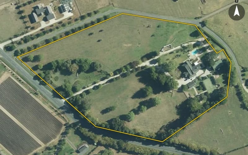 316 Monument Road