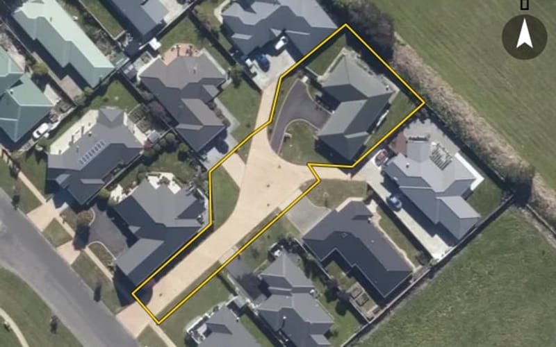 7 Crabapple Close