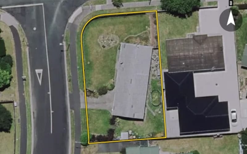 1 Hazelwood Avenue
