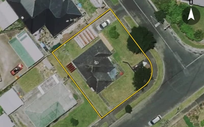 5 Minifie Avenue