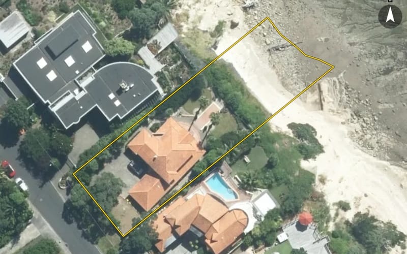 18 Cliff Road