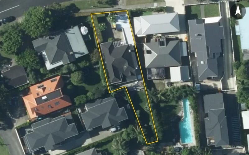 2 Hanlon Crescent