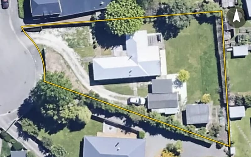 17 Glenroy Crescent
