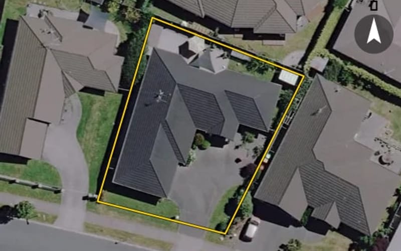 32 Moonlight Drive