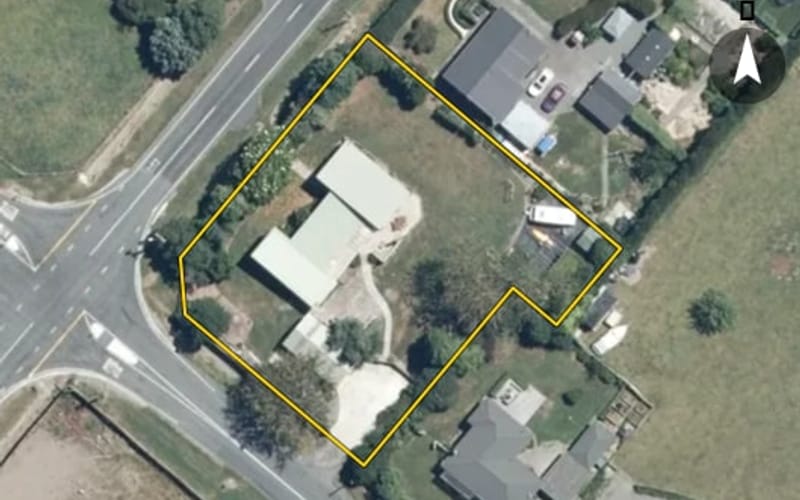 984 Riverslea Road South