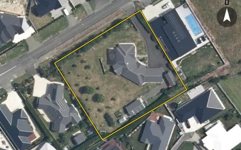 10 Arnott Street