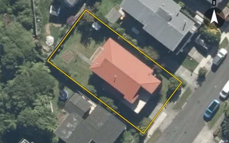 16 Chestnut Grove