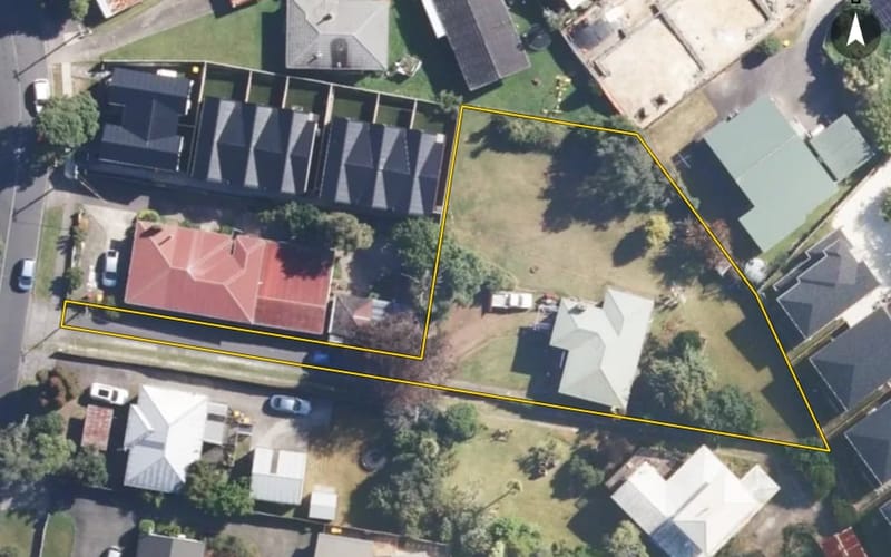 27 Reid Road