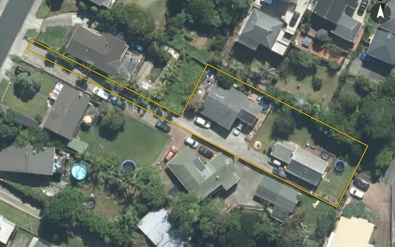 1/6 Dunraven Place