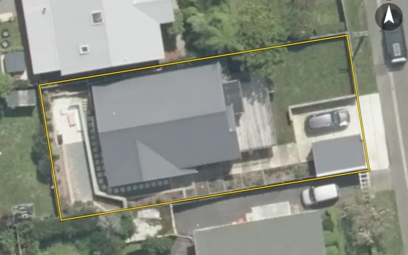 10 Burrows Avenue