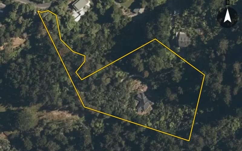 28 Crest Road