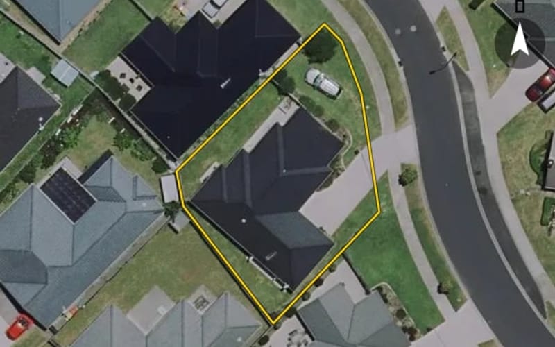 18 Ladeira Place