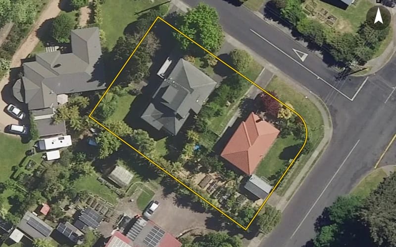 27 Hilton Road