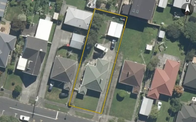 15 Roberts Street