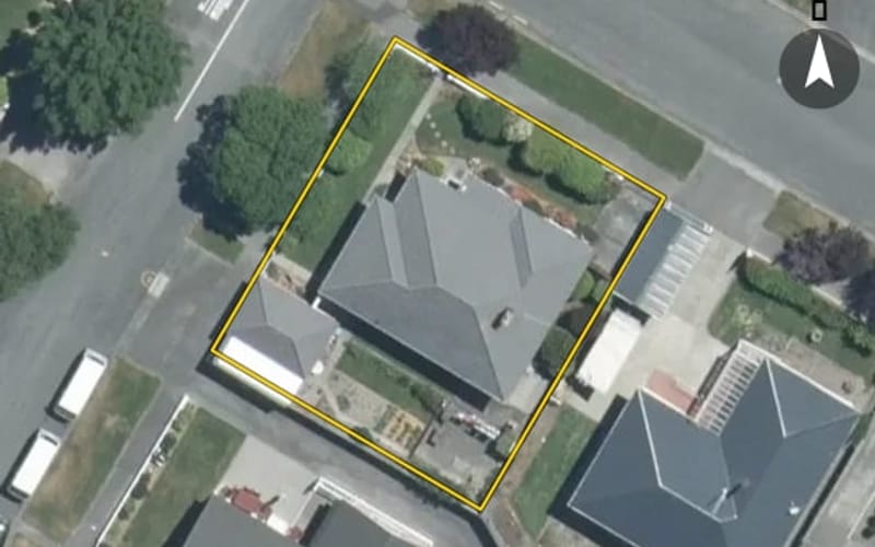 18 Hill View Crescent