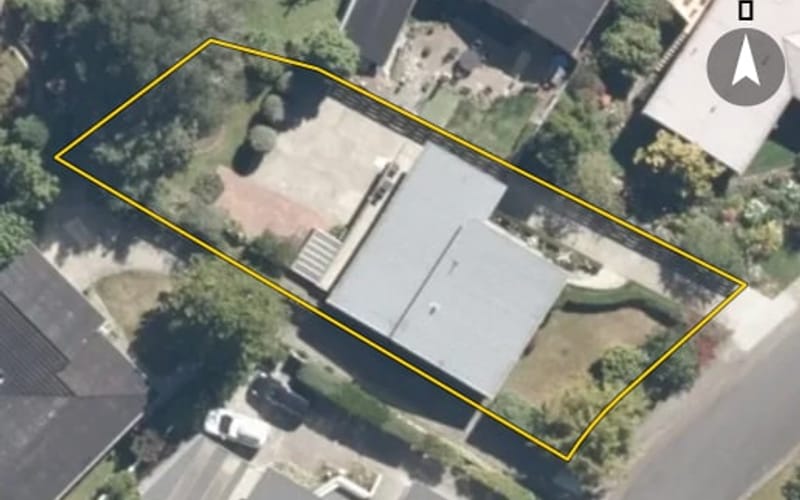 4 Harewood Grove