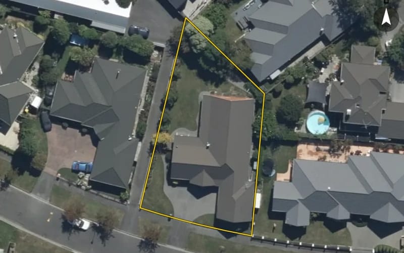 6 Ashton Mews