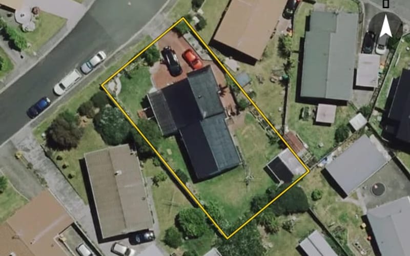 8 McEwan Place