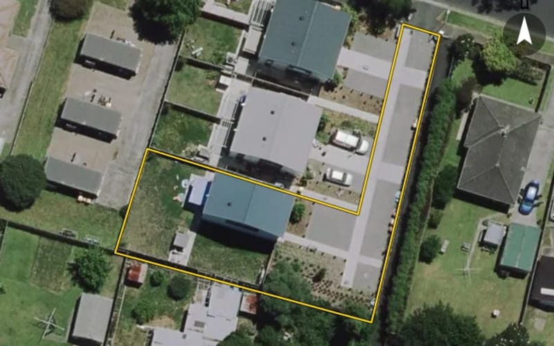 34 Montgomery Crescent