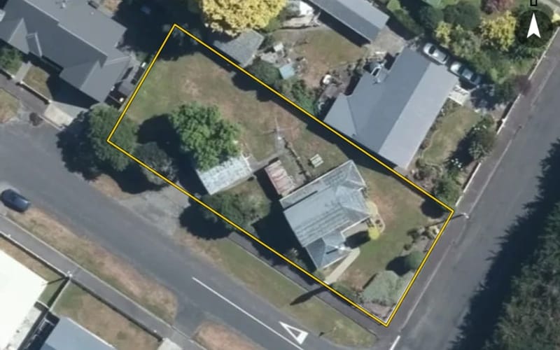 16 Huxley Street