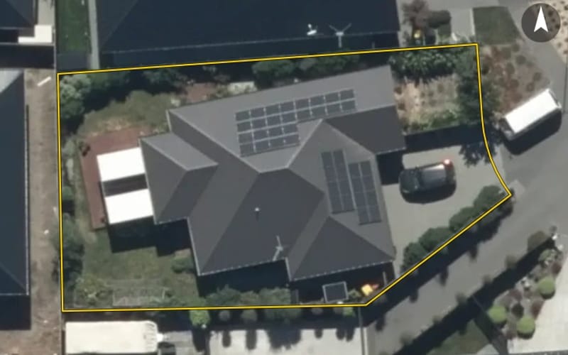 16 Evelyn Crescent