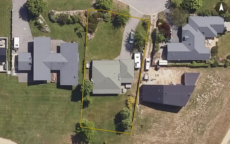 12 Wakefield Lane