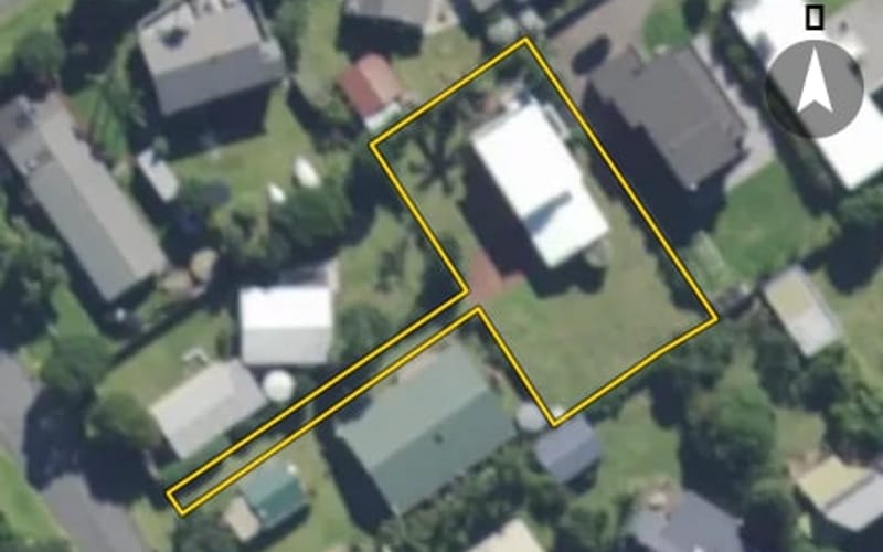 6 Ringer Avenue