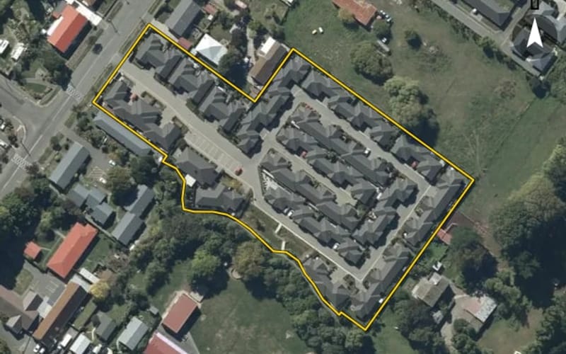 14 Streamside Court