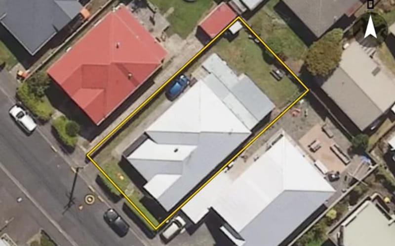18 Gladstone Road