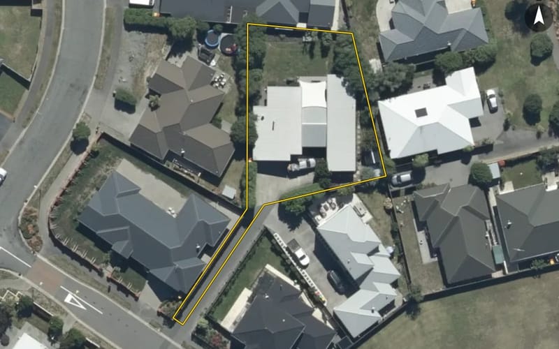 3 Stoneleigh Green