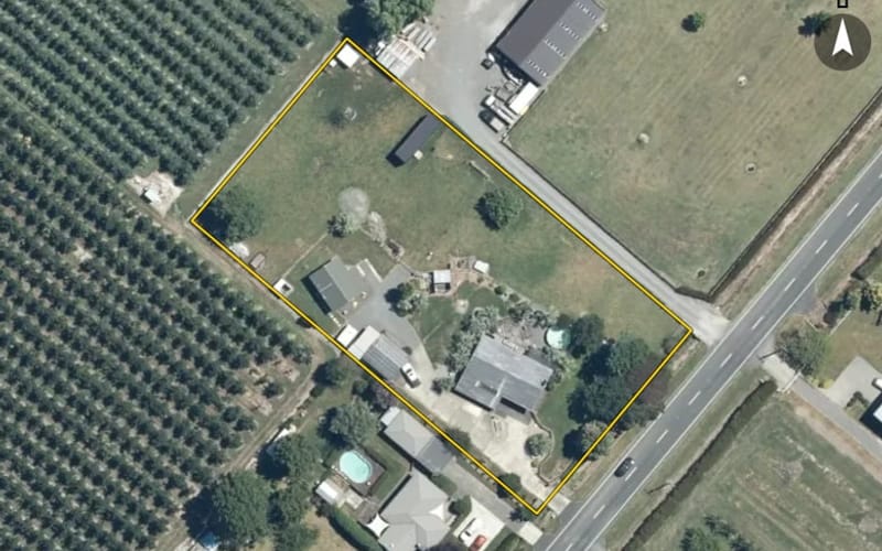 955 Riverslea Road South