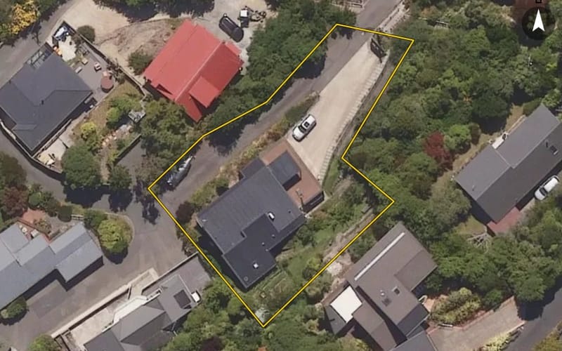 10 Doon Street