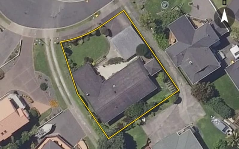 14 Kiriwai Place
