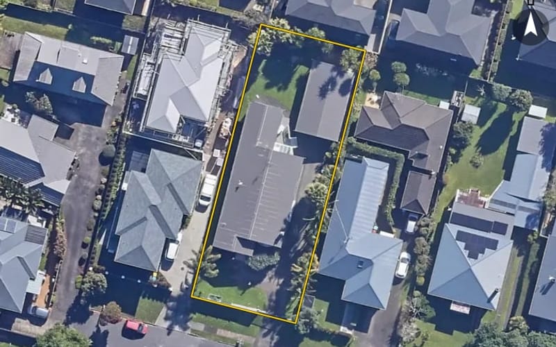 37 Hollywood Avenue