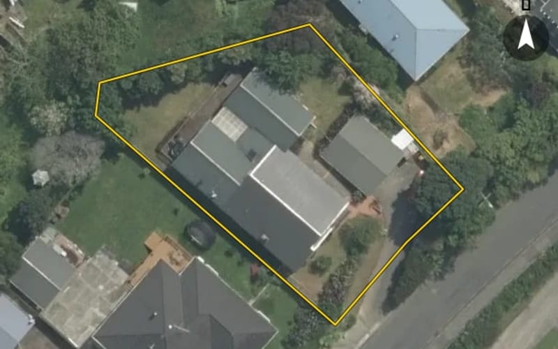6 Ngatitoa Street