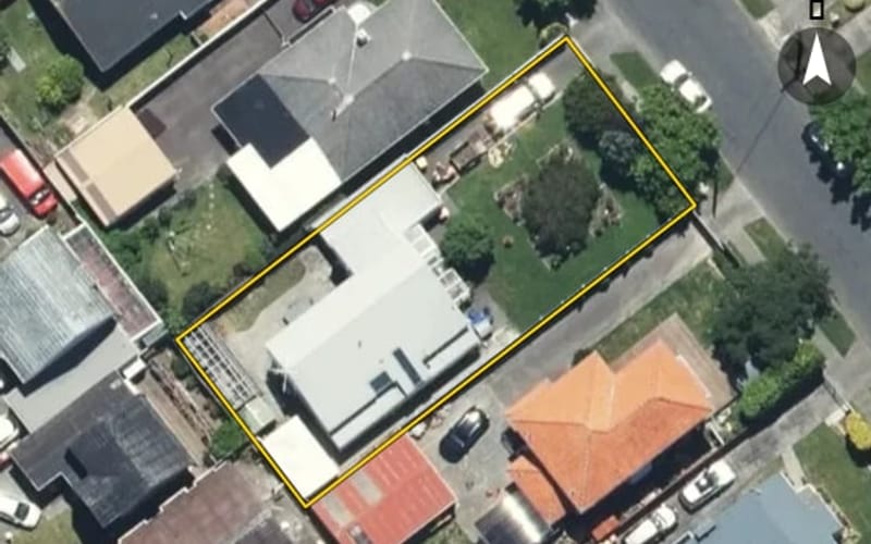 6 Burnton Street