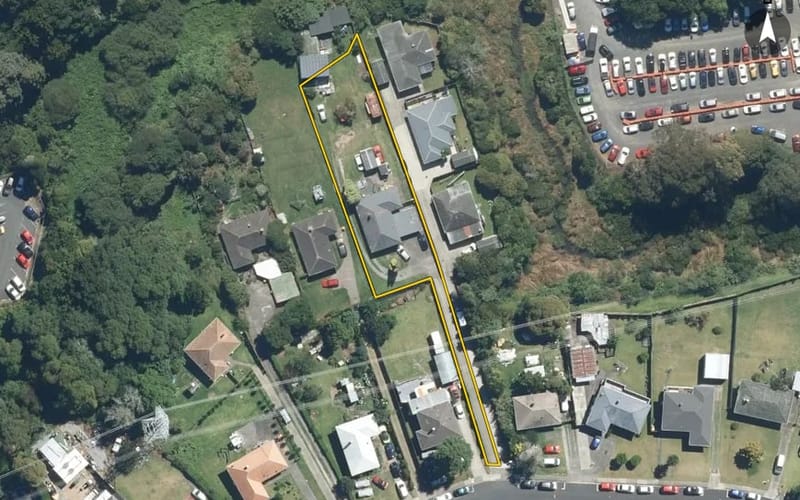 57 Middlemore Crescent