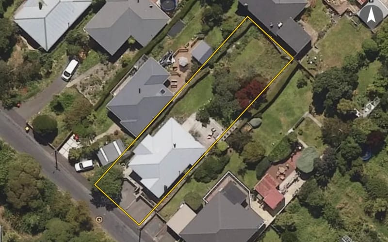 10 Laing Street